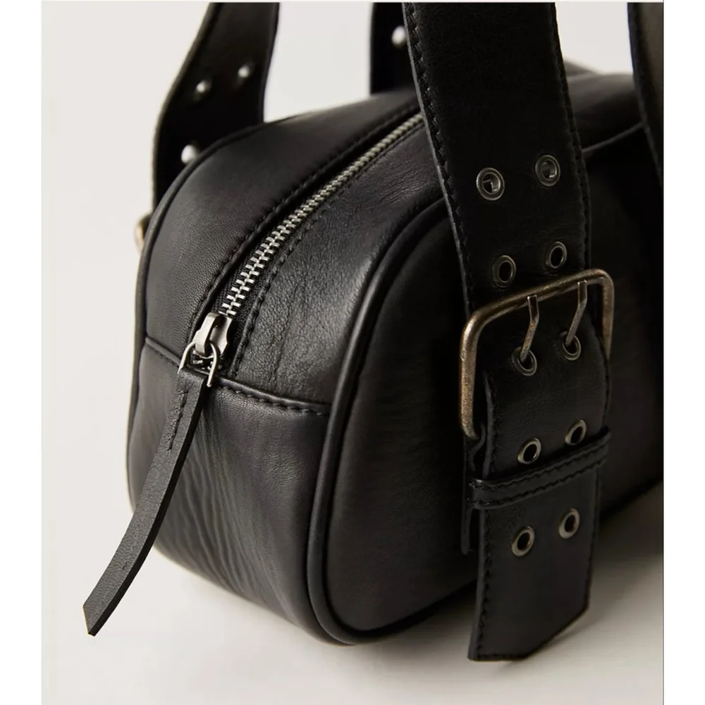 Free People Say Yes Bag NWOT Black - Picture 3 of 6